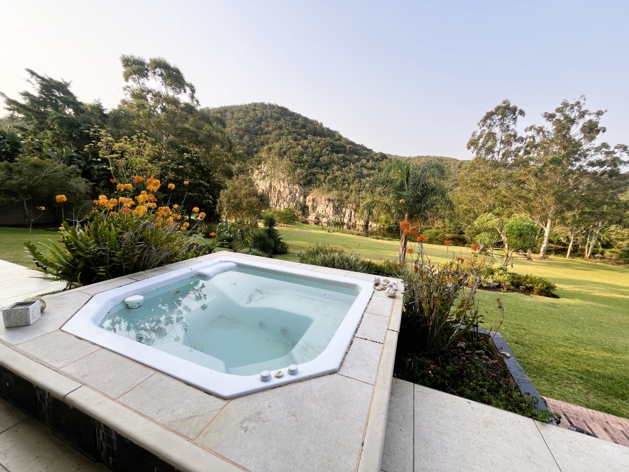 10 Bedroom Property for Sale in Dorchester Heights Eastern Cape